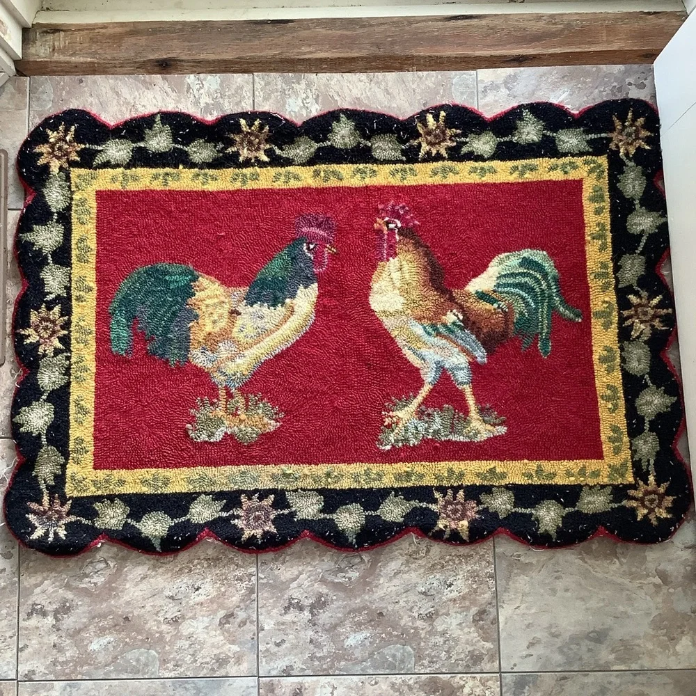 Vintage C&F Home Hooked Roosters French Country Rug 2’ x 3’